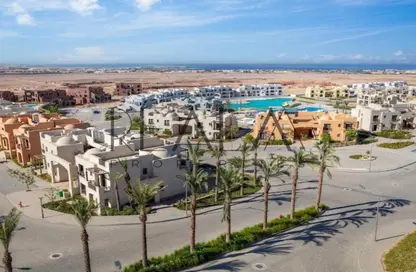 Chalet - 2 Bedrooms - 2 Bathrooms for sale in Makadi Orascom Resort - Makadi - Hurghada - Red Sea