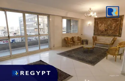 Apartment - 3 Bedrooms - 3 Bathrooms for sale in Street 262 - New Maadi - Hay El Maadi - Cairo