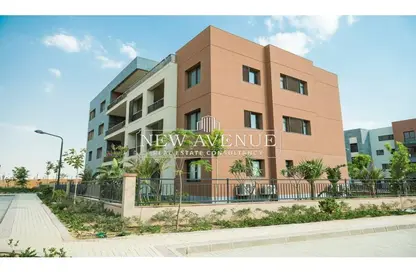 Apartment - 3 Bedrooms - 2 Bathrooms for sale in District 5 Residences - El Katameya Compounds - El Katameya - New Cairo City - Cairo