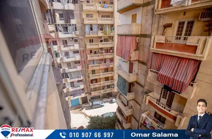 Apartment - 2 Bedrooms - 1 Bathroom for sale in Khaled Ibn Al Walid St. - Sidi Beshr - Hay Awal El Montazah - Alexandria