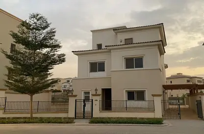 Villa - 4 Bedrooms - 5 Bathrooms for rent in Celesta Hills - Uptown Cairo - Mokattam - Cairo