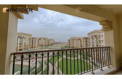 Apartment - 3 Bedrooms - 3 Bathrooms for sale in Uptown Cairo Road - Al Abageyah - El Khalifa - Cairo