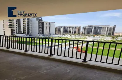 Duplex - 2 Bedrooms - 3 Bathrooms for sale in Park Side Residence - Zed Towers - Sheikh Zayed Compounds - Sheikh Zayed City - Giza