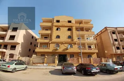 Apartment - 3 Bedrooms - 2 Bathrooms for sale in 6th Area West - Shorouk City - Cairo
