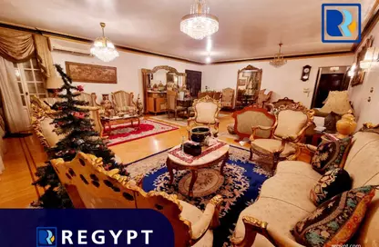 Apartment - 3 Bedrooms - 2 Bathrooms for sale in Street 276 - New Maadi - Hay El Maadi - Cairo