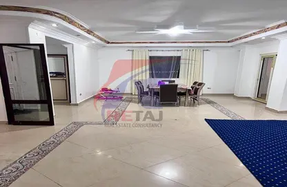 Apartment - 4 Bedrooms - 3 Bathrooms for sale in Abd Al Aziz Essa St. - 10th Zone - Nasr City - Cairo