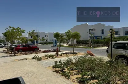 Chalet - 3 Bedrooms - 2 Bathrooms for sale in Mountain View - Ras Al Hekma - North Coast