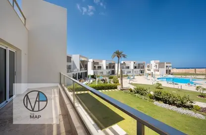 Chalet - 2 Bedrooms - 2 Bathrooms for sale in Sea View - Ras Al Hekma - North Coast