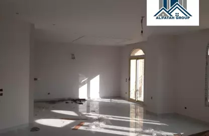 Apartment - 3 Bedrooms - 2 Bathrooms for rent in Abdel Moneim Riad St. - 7th District - Obour City - Qalyubia