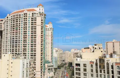 Apartment - 5 Bedrooms - 6 Bathrooms for sale in Zezenia - Hay Sharq - Alexandria