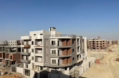 Apartment - 3 Bedrooms - 2 Bathrooms for sale in Bait Alwatan - The 5th Settlement - New Cairo City - Cairo