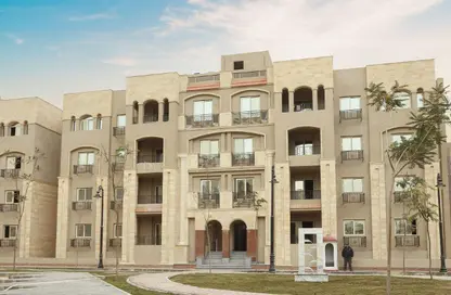 Apartment - 3 Bedrooms - 3 Bathrooms for sale in Rock Vera - 5th Settlement Compounds - The 5th Settlement - New Cairo City - Cairo