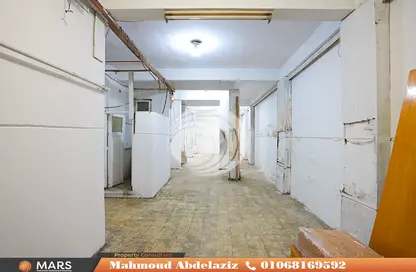 Shop - Studio - 1 Bathroom for sale in Abdel Moneim Al Dalel St. - Tharwat - Hay Sharq - Alexandria