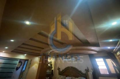 Apartment - 4 Bedrooms - 3 Bathrooms for sale in Al Laselky St. - El Laselky - New Maadi - Hay El Maadi - Cairo