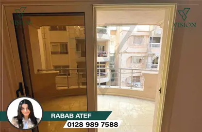 شقة - 4 غرف نوم - 3 حمامات للايجار في كفر عبده - رشدي - حي شرق - الاسكندرية