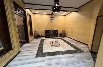 Villa - Studio - 4 Bathrooms for rent in Maadi - Hay El Maadi - Cairo