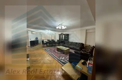 Apartment - 2 Bedrooms - 1 Bathroom for rent in Smouha Square - Smouha - Hay Sharq - Alexandria