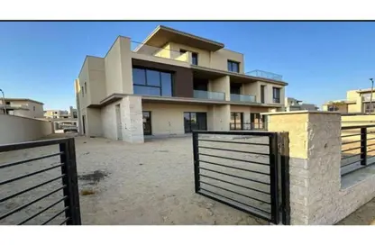 Villa - 5 Bedrooms - 6 Bathrooms for sale in Al  Rabwa - Sheikh Zayed Compounds - Sheikh Zayed City - Giza