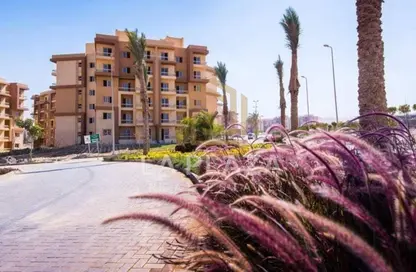 Apartment - 3 Bedrooms - 2 Bathrooms for sale in بوابة النعيم - Riviera City - Sheikh Zayed City - Giza