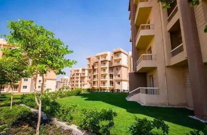 Apartment - 3 Bedrooms - 2 Bathrooms for sale in Touristic 1 - Hadayek October - 6 October City - Giza