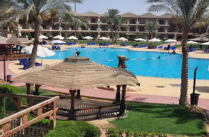 Chalet - 2 Bedrooms - 1 Bathroom for sale in Al Hayat Resort - Al Ain Al Sokhna - Suez