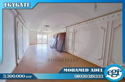 Apartment - 3 Bedrooms - 2 Bathrooms for sale in New Smouha - Smouha - Hay Sharq - Alexandria