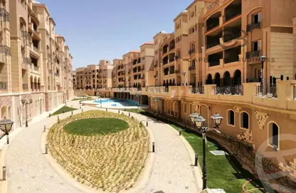 Apartment - 3 Bedrooms - 3 Bathrooms for sale in Rock Vera - 5th Settlement Compounds - The 5th Settlement - New Cairo City - Cairo