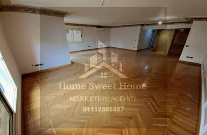 Apartment - 3 Bedrooms - 4 Bathrooms for sale in Ahmed Wasfi St. - Almazah - Heliopolis - Masr El Gedida - Cairo