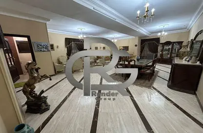 Full Floor - 6 Bedrooms - 3 Bathrooms for sale in Street 53 - District 2 - The 5th Settlement - New Cairo City - Cairo