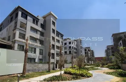 Apartment - 2 Bedrooms - 1 Bathroom for sale in Trio Gardens - 5th Settlement Compounds - The 5th Settlement - New Cairo City - Cairo