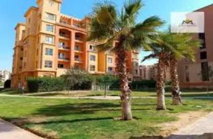 Apartment - 2 Bedrooms - 1 Bathroom for sale in Degla Palms - Al Wahat Road - 6 October City - Giza