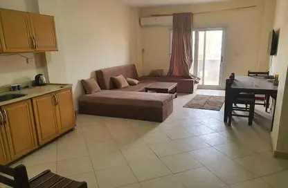 Chalet - 2 Bedrooms - 2 Bathrooms for sale in Al Hayat Resort - Al Ain Al Sokhna - Suez