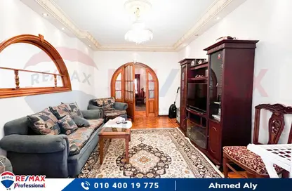 Apartment - 3 Bedrooms - 2 Bathrooms for rent in Syria St. - Roushdy - Hay Sharq - Alexandria