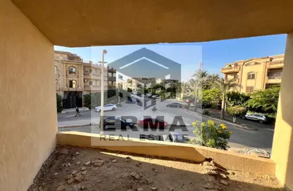 Apartment - 3 Bedrooms - 3 Bathrooms for sale in Akhnaton St. - District 5 - The 5th Settlement - New Cairo City - Cairo