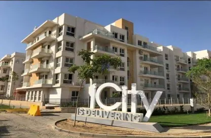 iVilla - 3 Bedrooms - 4 Bathrooms for sale in Mountain View iCity - 5th Settlement Compounds - The 5th Settlement - New Cairo City - Cairo