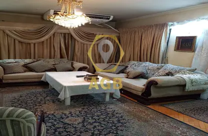 Apartment - 3 Bedrooms - 2 Bathrooms for sale in Makram Ebeid St. - 6th Zone - Nasr City - Cairo