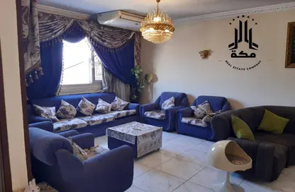 Apartment - 2 Bedrooms - 1 Bathroom for rent in Al Hegaz St. - El Mahkama Square - Heliopolis - Masr El Gedida - Cairo