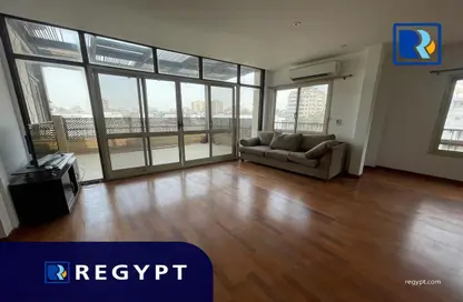 Roof - 3 Bedrooms - 2 Bathrooms for rent in Street 213 - Degla - Hay El Maadi - Cairo