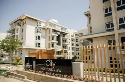 iVilla - 4 Bedrooms - 3 Bathrooms for sale in Mountain View iCity October - 6 October Compounds - 6 October City - Giza