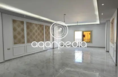 Apartment - 3 Bedrooms - 2 Bathrooms for rent in South Lotus - El Lotus - New Cairo City - Cairo