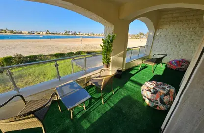 Chalet - 3 Bedrooms - 3 Bathrooms for sale in Marina 2 - Marina - Al Alamein - North Coast