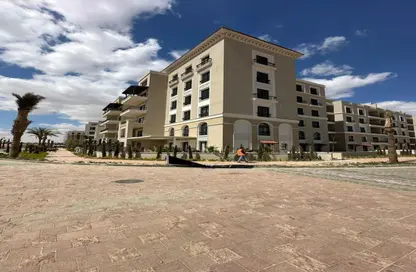 Apartment - 3 Bedrooms - 2 Bathrooms for sale in Village West - Sheikh Zayed Compounds - Sheikh Zayed City - Giza