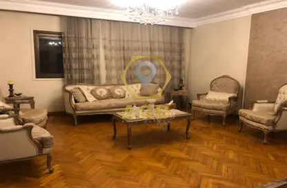 Apartment - 4 Bedrooms - 2 Bathrooms for sale in Hassan Ma'moon St. - 6th Zone - Nasr City - Cairo