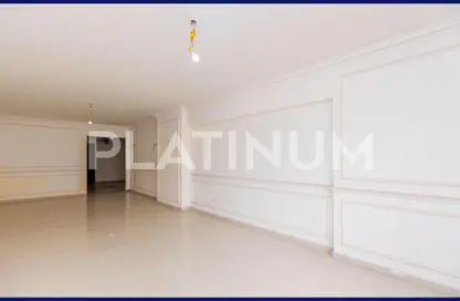 Apartment - 3 Bedrooms - 2 Bathrooms for sale in Mostafa Kamel Tunnel - Mustafa Kamel - Hay Sharq - Alexandria