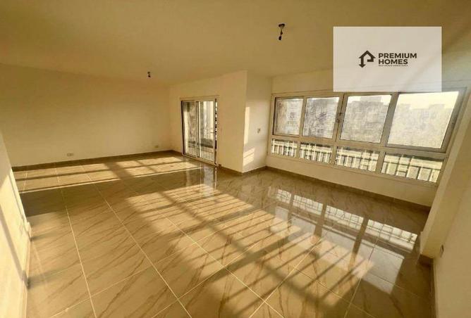 Apartment - 3 Bedrooms - 3 Bathrooms for sale in Madinaty - Cairo