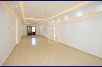 Apartment - 3 Bedrooms - 2 Bathrooms for sale in Abou Quer Road - Zezenia - Hay Sharq - Alexandria