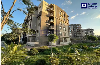 Apartment - 3 Bedrooms - 2 Bathrooms for sale in Hadayek October - 6 October City - Giza