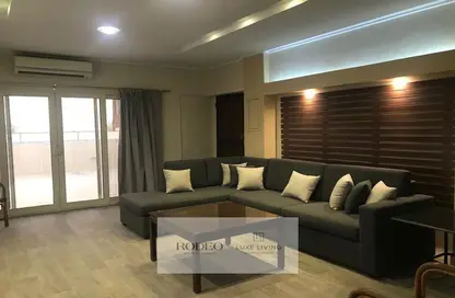 Apartment - 1 Bathroom for rent in Sarayat Al Maadi - Hay El Maadi - Cairo