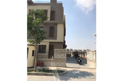 Duplex - 4 Bedrooms - 5 Bathrooms for sale in New Giza - Cairo Alexandria Desert Road - 6 October City - Giza