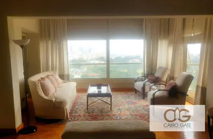 Apartment - 2 Bedrooms - 2 Bathrooms for rent in El Gezirah St. - Zamalek - Cairo